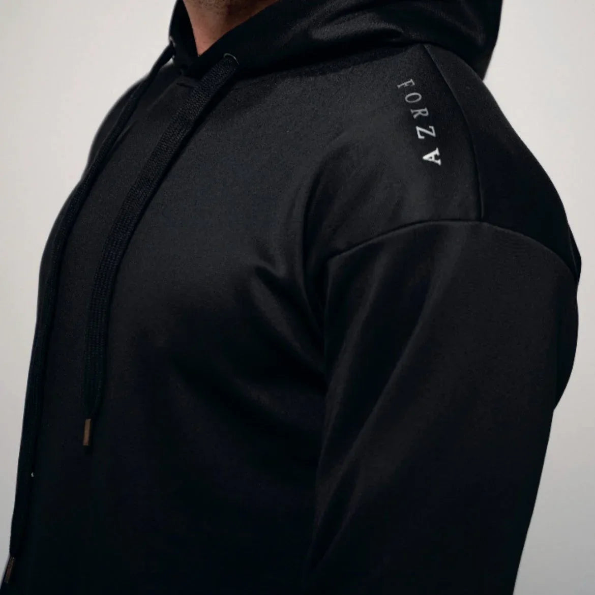 Sudadera con capucha negra