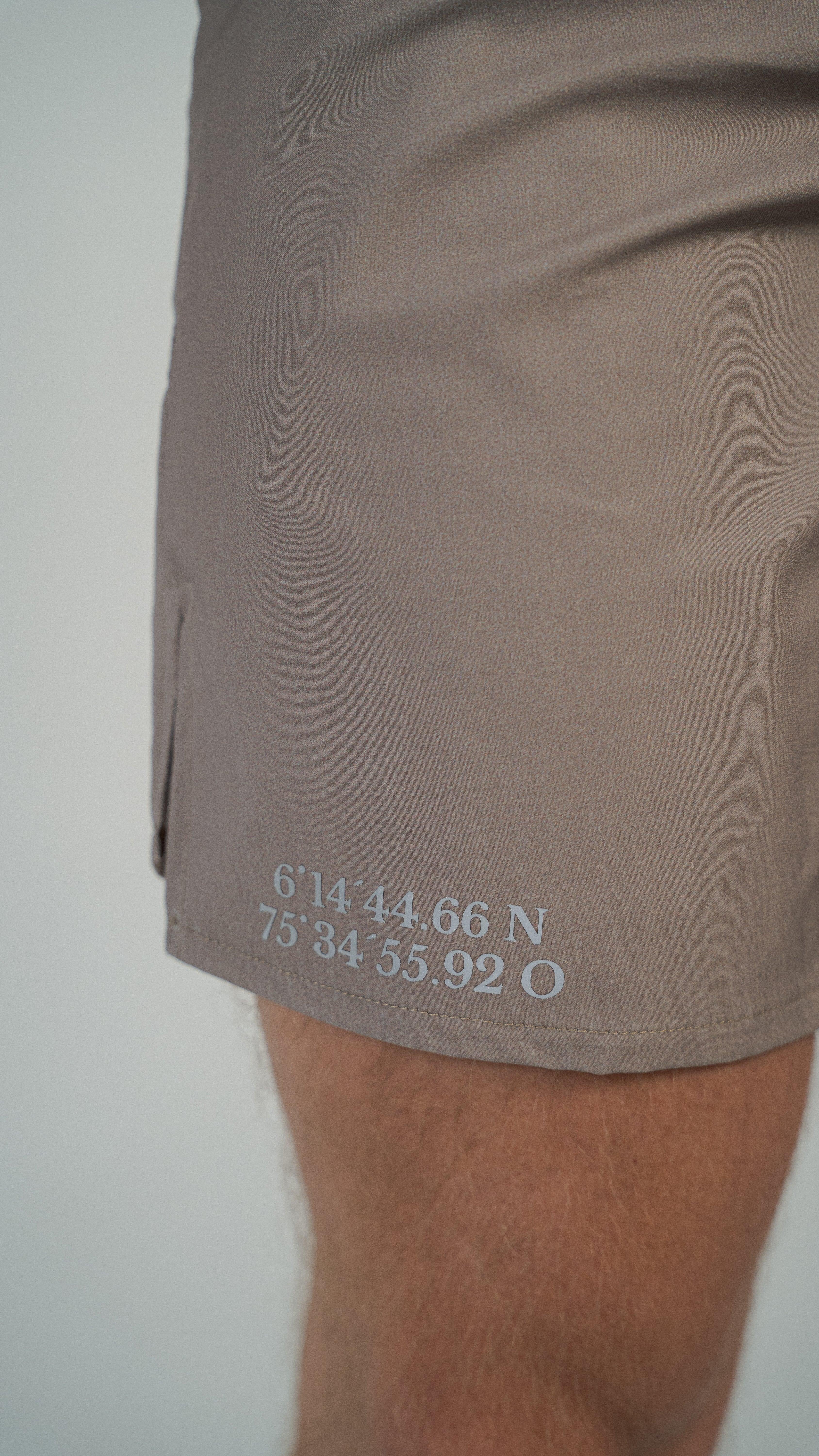 Gold basic short