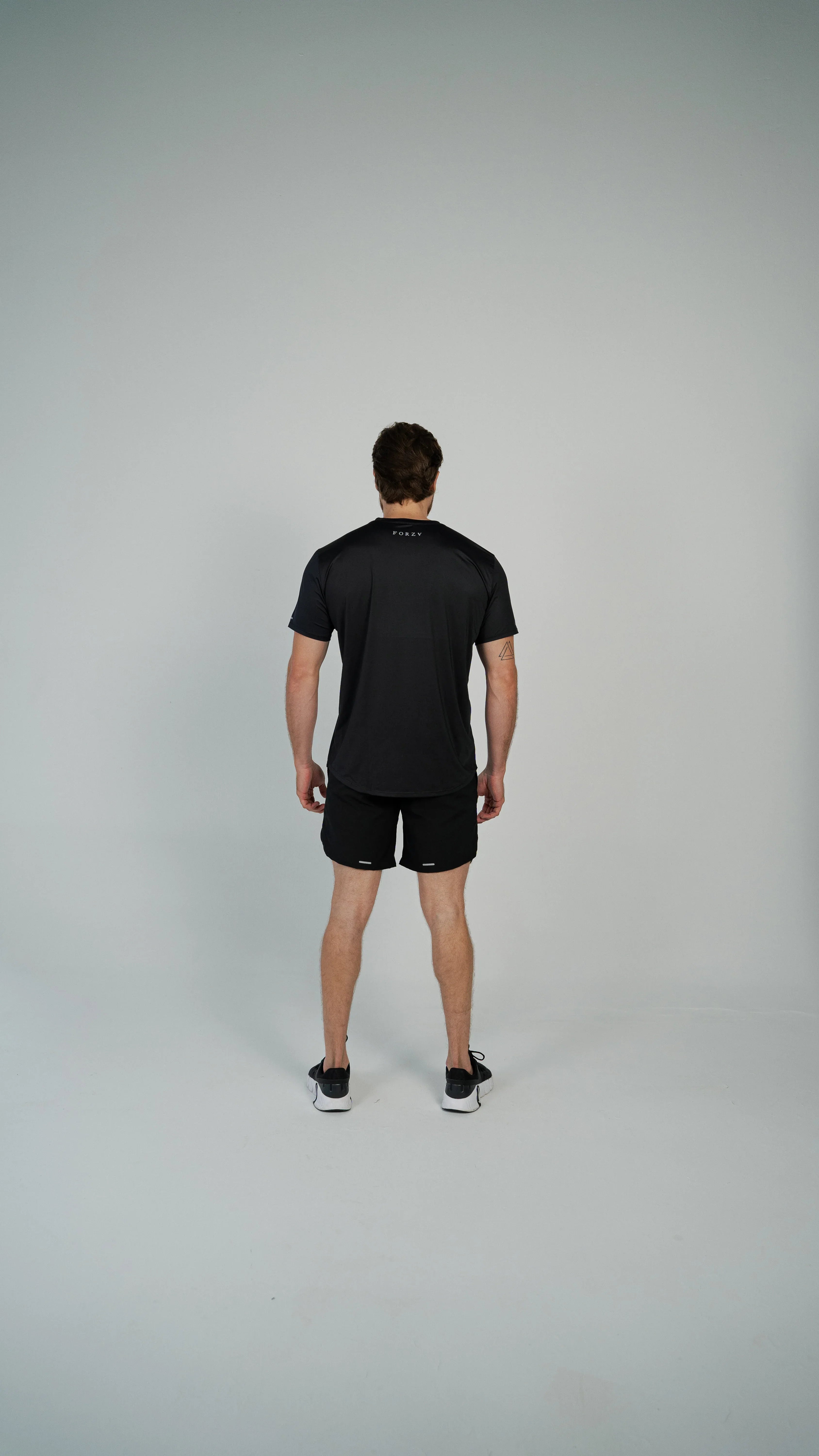 Black basic T-shirt